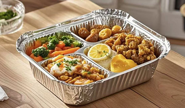 Aviation aluminum foil lunch boxes are widely used in residents' daily lives